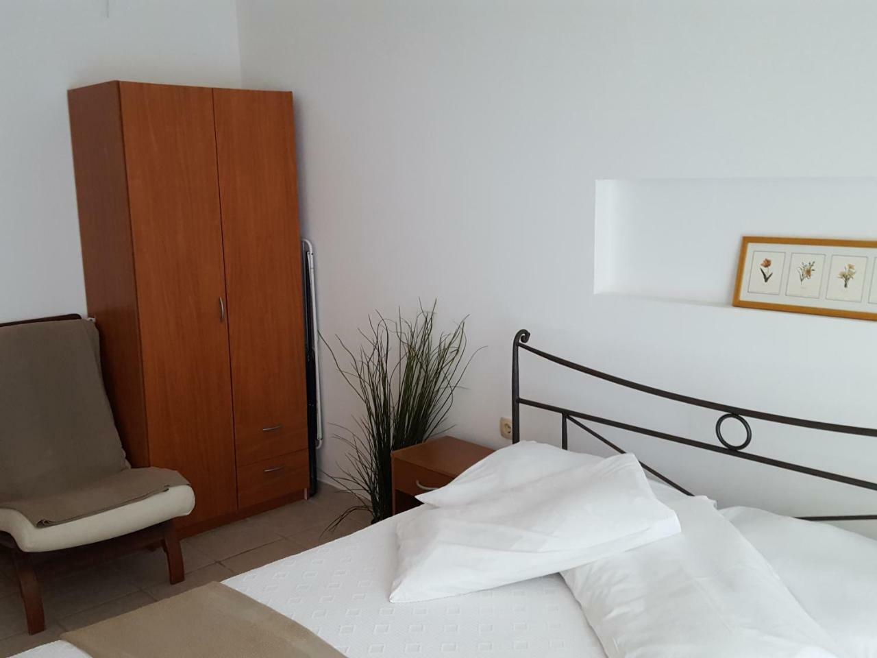 Apartmani Katja 오미스 외부 사진