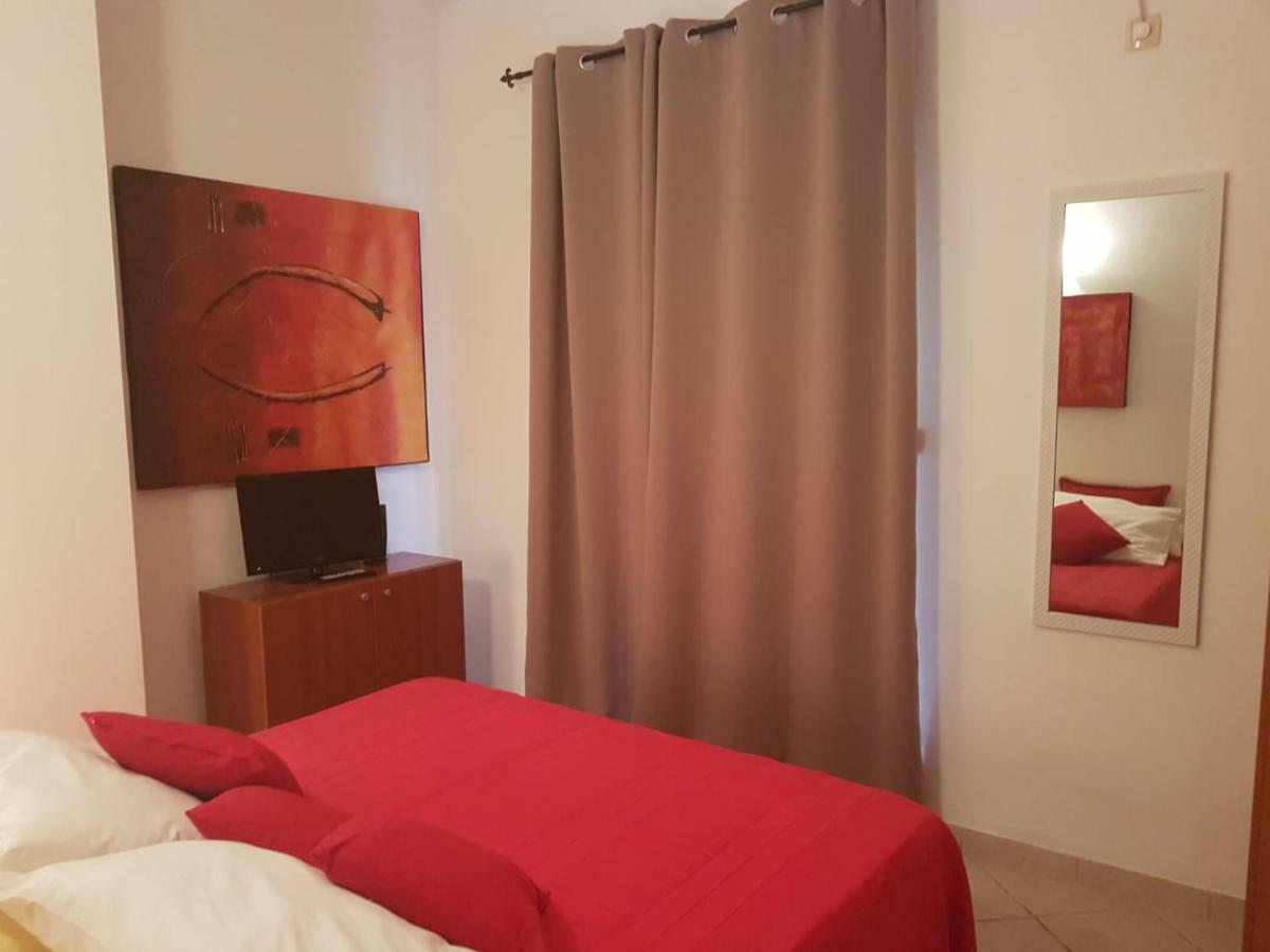 Apartmani Katja 오미스 외부 사진